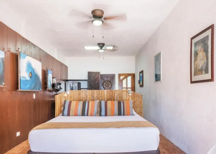 Retiro Maya Suites Hotel