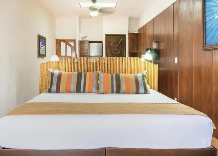 Retiro Maya Suites Hotel