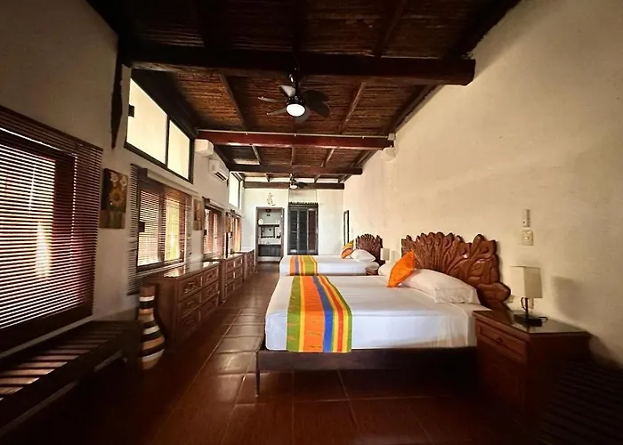Retiro Maya Suites Hotel