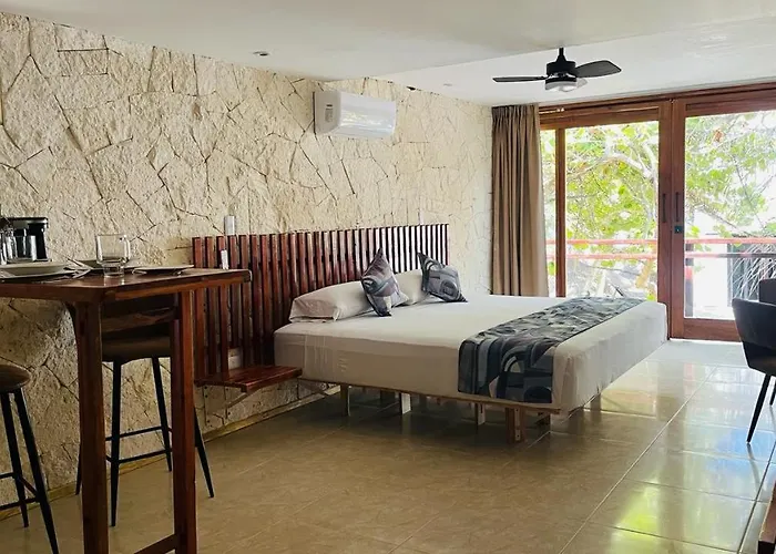 Retiro Maya Suites